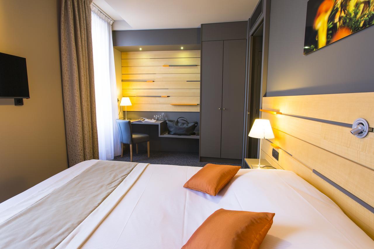 Logis Hotel Du Morvan - Restaurant La Table De Jerome Luzy Εξωτερικό φωτογραφία