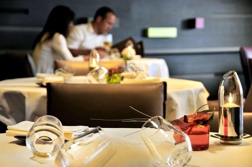 Logis Hotel Du Morvan - Restaurant La Table De Jerome Luzy Εξωτερικό φωτογραφία